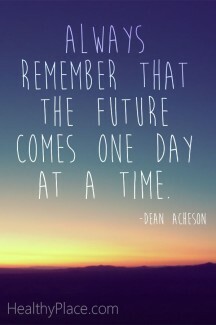 Tener la mentalidad de que el futuro llega un día a la vez es muy importante para la salud mental y la recuperación de la adicción.