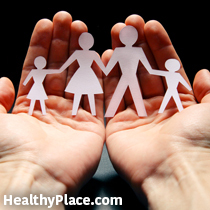 La terapia familiar para los trastornos alimentarios realmente funciona. ¿Conoces las cinco partes críticas del tratamiento familiar para los trastornos alimentarios?