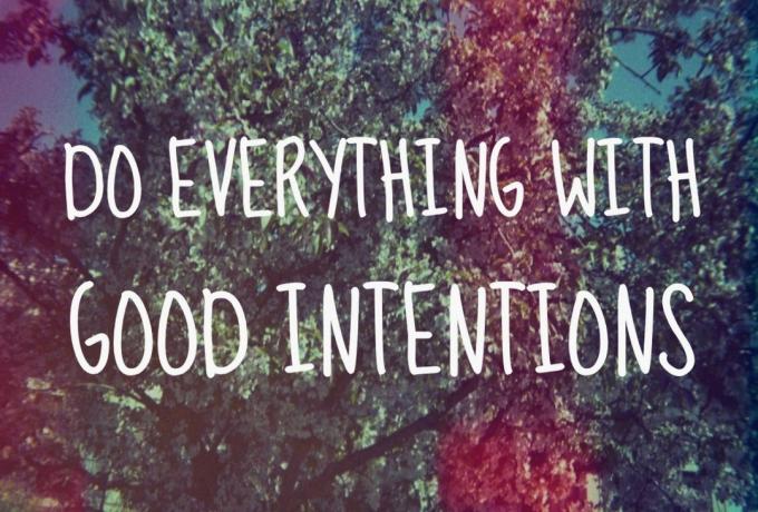 Establecer intenciones es una ciencia y un proceso que hace sus sueños realidad. Aquí hay 4 pasos para establecer intenciones que funcionen. 