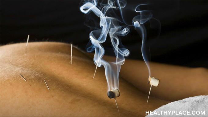 Cubre tratamientos alternativos para la adicción como la acupuntura, la hipnoterapia y la ibogaína para tratar la adicción.