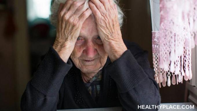 Puede ser necesario usar medicamentos para tratar la ansiedad en pacientes con Alzheimer, pero existen riesgos que debe tener en cuenta. Aprenda sobre ellos en HealthyPlace.